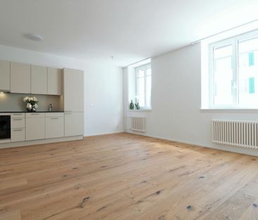Moderne 1.5 Zimmer-Wohnung an zentraler Lage - Photo 4