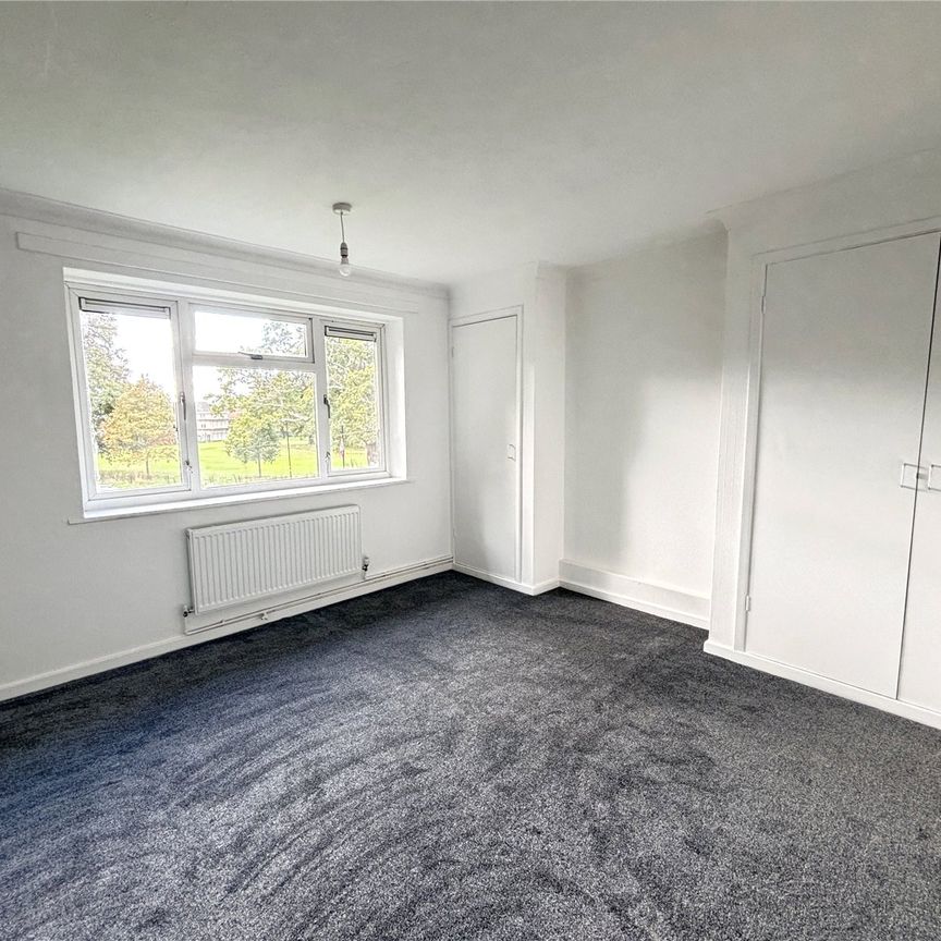 2 bedroom apartment to rent Evenlode Road, SO16 - Photo 1