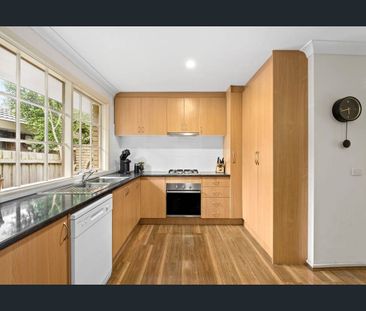 Spacious Three Bedroom Family Living - Photo 6