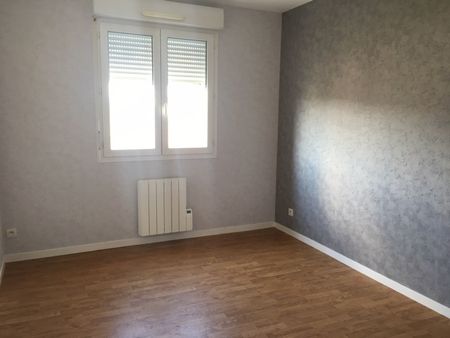 Location Appartement 3 pièces 71m² ORLEANS 45100 - Photo 2