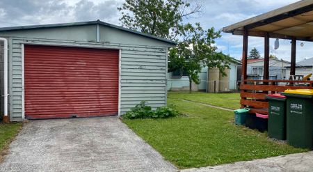 144 Comries Road - Photo 5