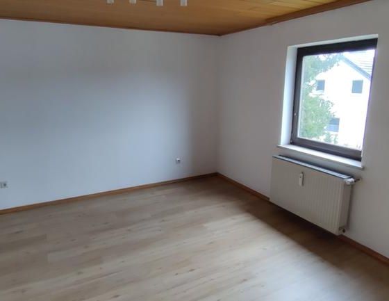 EG-Wohnung mit Garten in Zwiesel zu vermieten - Foto 1