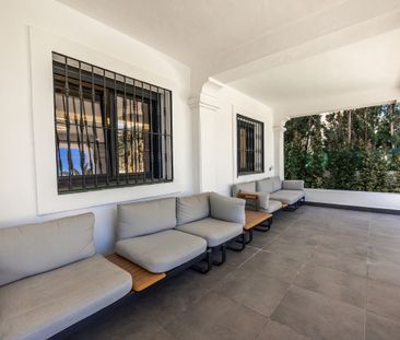 House in Nueva Andalucía, Costa del Sol - Photo 5