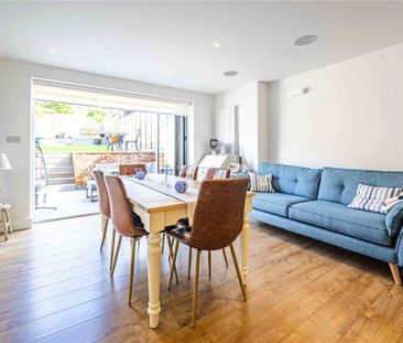 3 bed Semi Detached House for rent - Photo 1