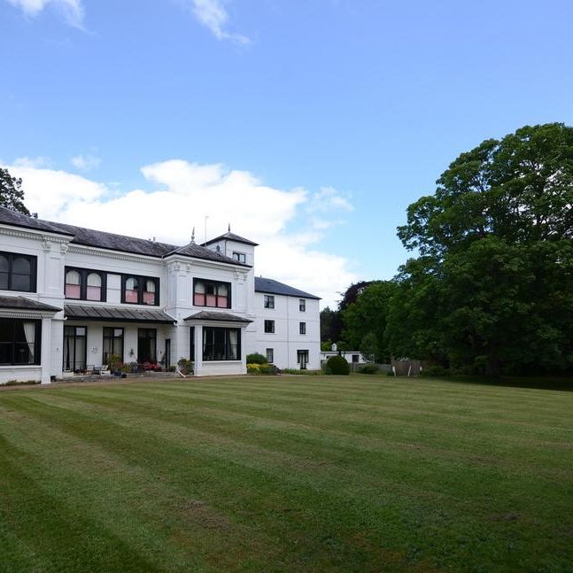 3 bedroom flat to rent - Photo 1