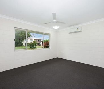 2/165 Albert Street, Cranbrook - Photo 3