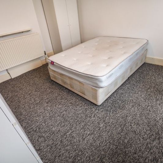 Capstone Road, Bournemouth - Photo 1