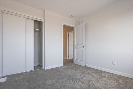 For Lease - 915 Athenry Court, Barrhaven, Ontario - Photo 2