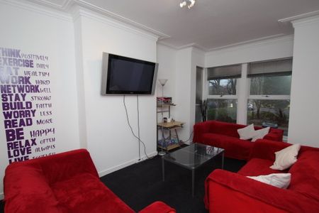 7 Bed - Langdale Terrace, Headingley, Leeds - Photo 3