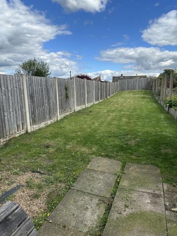 2 bedroom terraced house to rent - Photo 3
