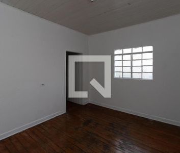 Casa para alugar com 80m², 1 quarto e sem vaga - Foto 1