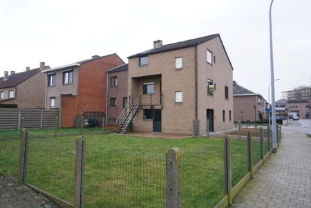 Zeer ruime driegevelwoning in rustige en kindvriendelijke wijk - Foto 5