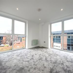 Parkview House, Wokingham Parkview House, Wokingham - Photo 2