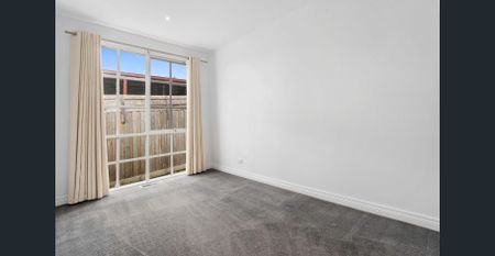 Spacious family home! - Photo 2