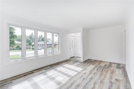 For Lease - 8 Glengarry Road, St. Catharines, Ontario - Photo 5