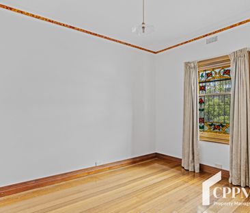 2/5 Clare Street, New Town TAS 7008 - Photo 1