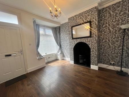 2 bedroom terraced house to rent - Photo 4