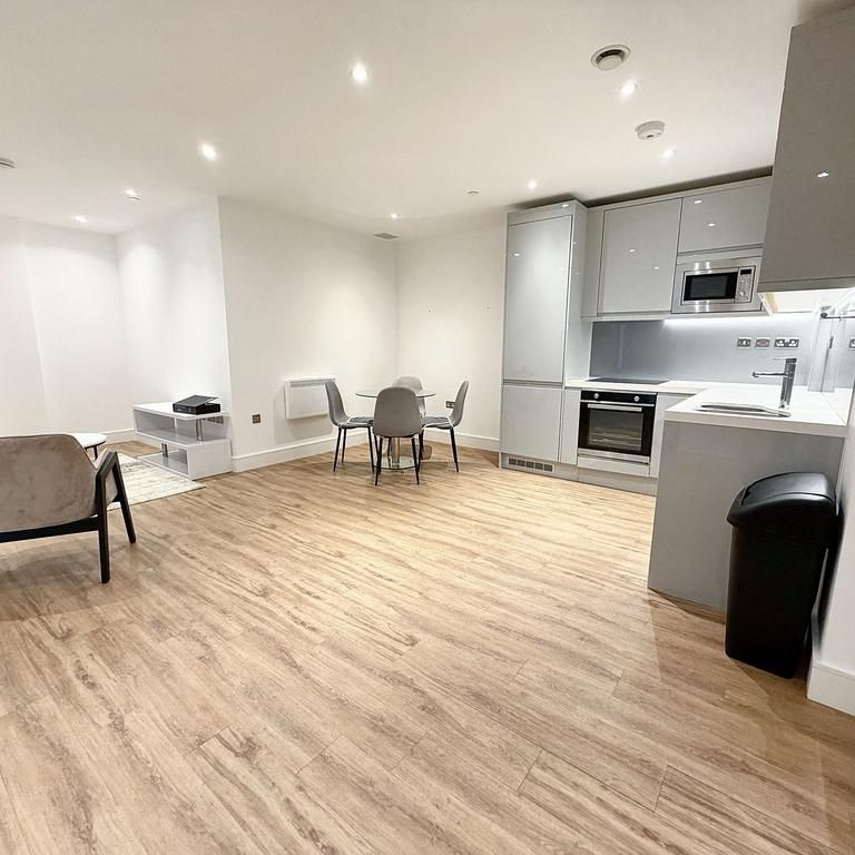 1 bedroom flat to rent - Photo 1