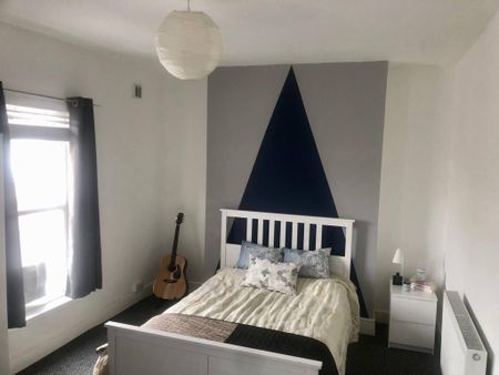 6 bedroom house to rent - Photo 5