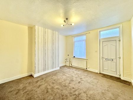 2 bedroom terraced house to rent - Photo 3