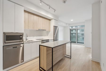 For Lease - 30 Upper Mall Way Unit# 808, Vaughan, Ontario - Photo 4