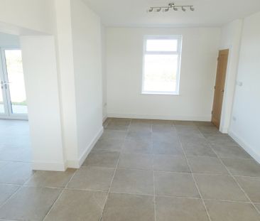 Skitham Lane, Preston - Photo 1