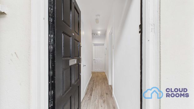 RM2 Woodstock Court | Lee | London | SE12 9HT - Photo 1