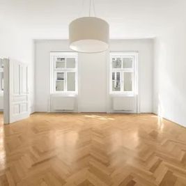 Ruhige 6-Zimmer-Wohnung mit Klimaanlage nahe Hoher Markt! Zentral begehbar! - Foto 1