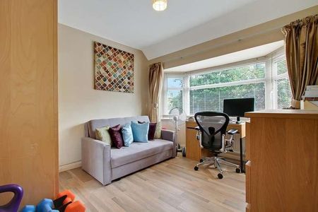 Adderley Road, Harrow Weald, HA3 - Photo 5