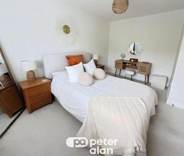 Tennant Grove, Neath, SA10 - Photo 3