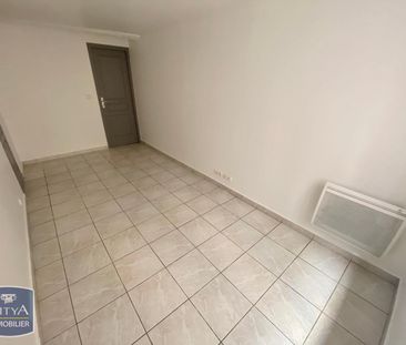 Location Appartement 3 pièces 64m² TOULON 83000 - Photo 4