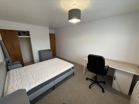 2 bedroom apartment to rent - Photo 3