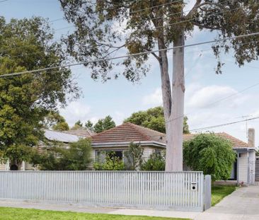 39 Liston Avenue, Reservoir VIC 3073 - House For Rent | Domain - Photo 5