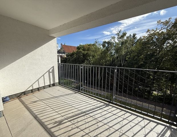 Wohnen am Stadtpark! Schicke 2-Zimmer-Wohnung mit Südbalkon - Foto 1