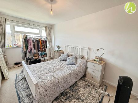 3 bedroom end of terrace house to rent - Photo 5