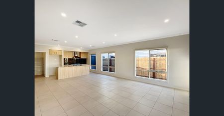 🏡 Brand New 4-Bedroom House in Eynesbury - Photo 4