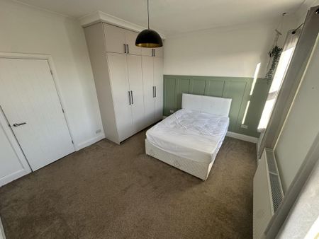 3 bedroom terraced house to rent - Photo 4