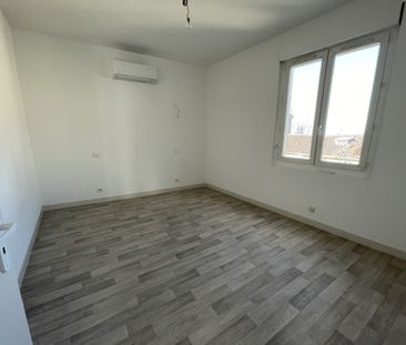 Location Appartement 4 pièces 101m² CARPENTRAS 84200 - Photo 3