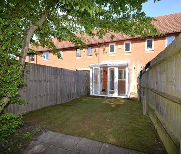 2 bedroom terraced house to rent - Photo 2