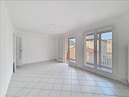4 pièces - 78 m² - 3ème étage - Colocation non autorisée - Photo 3