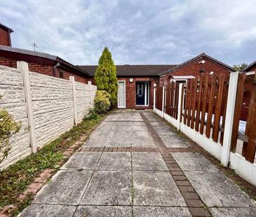 Burnell Close, St Helens, WA10 - Photo 2