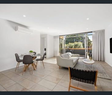 IN THE HEART OF THE BLACK ROCK VILLAGE WITH A STUNNING ROOF TOP ENT... - Photo 1