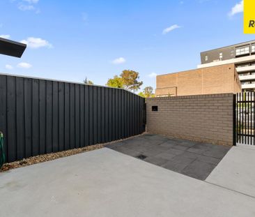 Contemporary and Convenient Taylor Townhouse - Photo 1