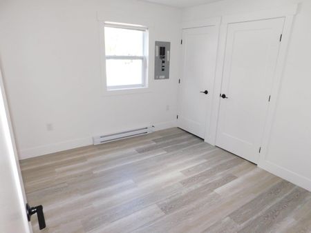 FOR RENT – 6468 Summit Street, Halifax, Nova Scotia - Photo 3