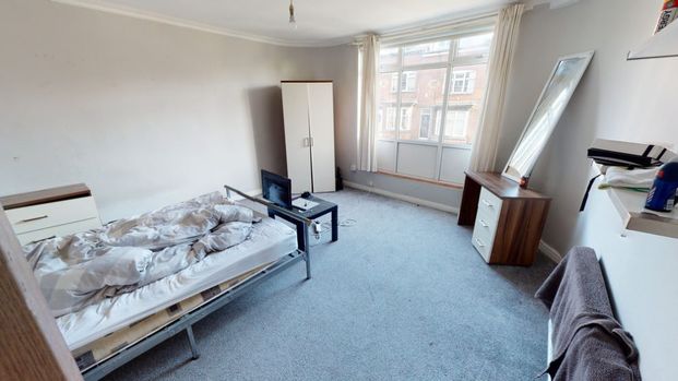 54 Manor Drive, Leeds, LS6 1DD - Photo 1