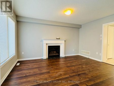 1029 FARMSTEAD. DRIVE - Photo 2