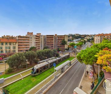 Location Appartement 1 pièce 21m² NICE 06000 - Photo 1