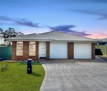 1 Manoora Way Nowra - Photo 1