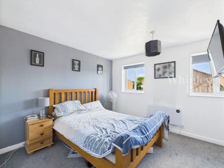 2 bedroom semi-detached house to rent - Photo 2