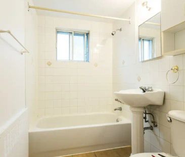 6001-6101-6151 Chemin de la Côte Saint-Luc — 315-6151 - Photo 6